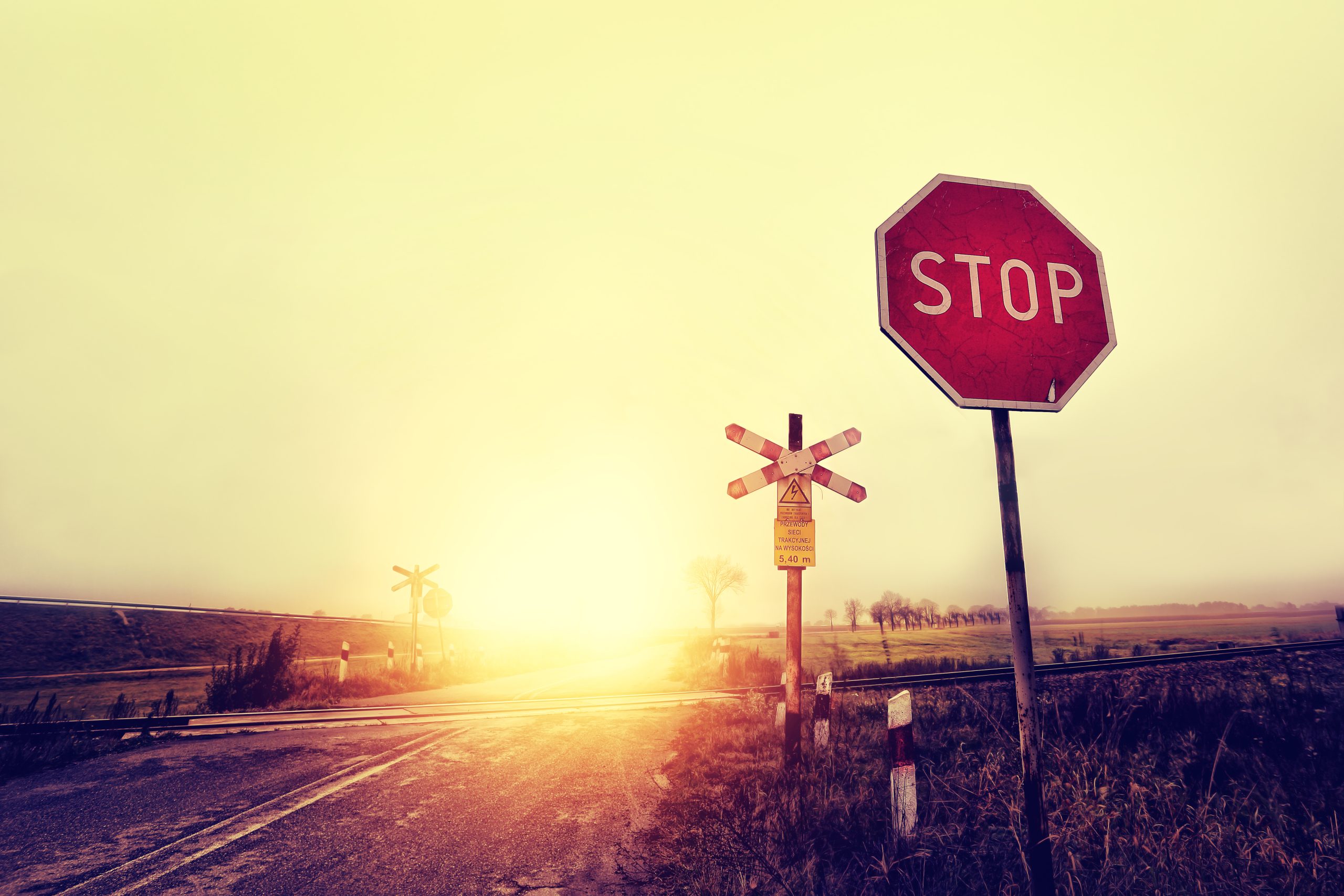 Unguarded,Railway,Crossing,In,A,Rural,Landscape